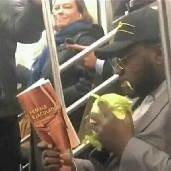 Strange People In The Subway (32 pics)