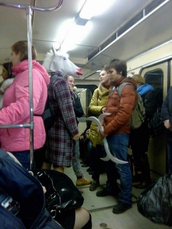 Strange People In The Subway (32 pics)