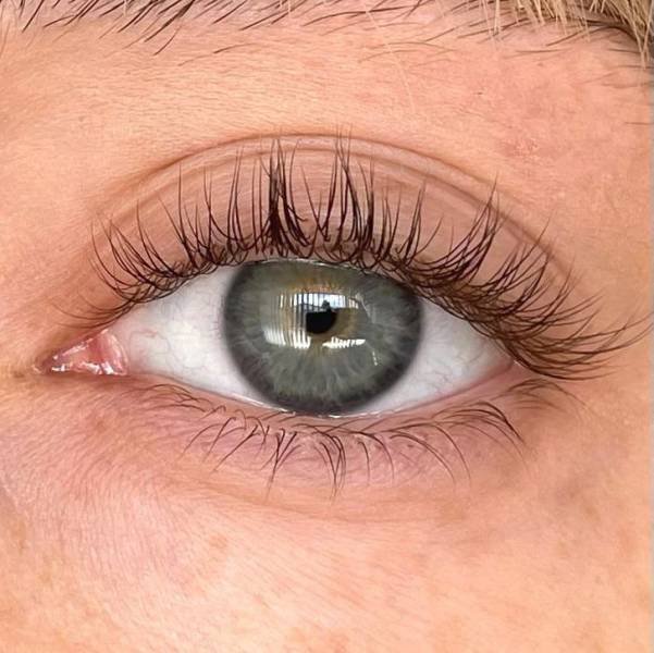 People With Unusual Features (17 pics) People With Unusual Features (17 pics)