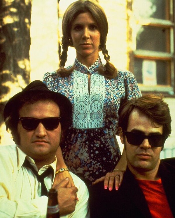 Behind The Scenes Of Famous Movies And TV Series (30 pics)
