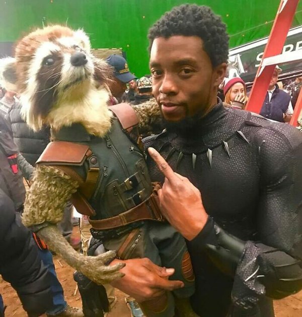 Behind The Scenes Of Famous Movies And TV Series (30 pics)