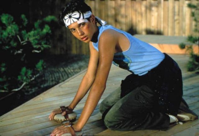 Adult Actors Who Played Teenagers (47 pics)