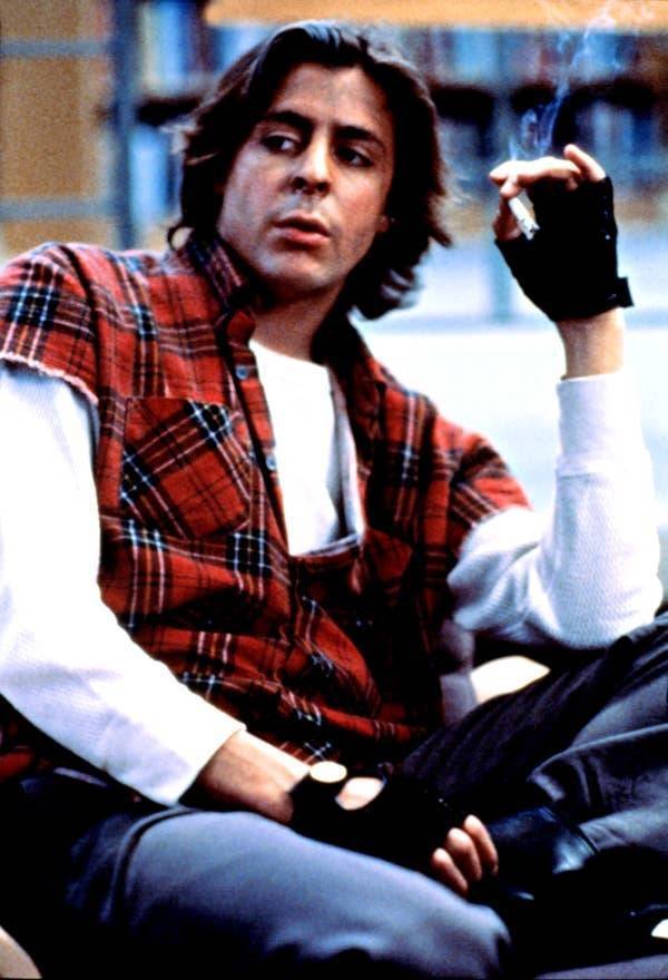 Adult Actors Who Played Teenagers (47 pics)