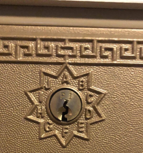 What Are These Things? (17 pics)