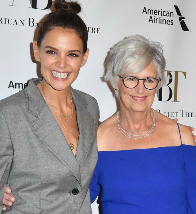 Hollywood Actresses And Their Moms (15 pics) Hollywood Actresses And Their Moms (15 pics)