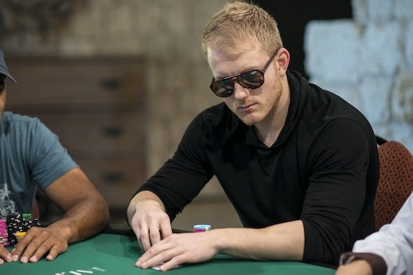 Top Earning Poker Players (22 pics)