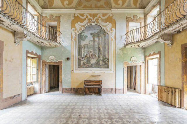 Amazing Abandoned Places (25 pics)