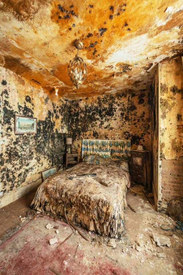 Amazing Abandoned Places (25 pics)