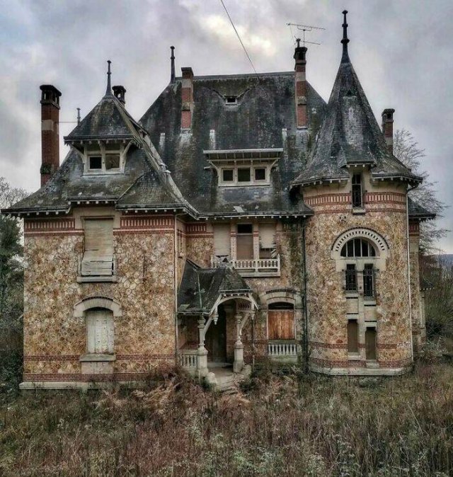 Creepy Finds (25 pics)