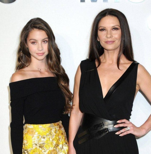 Celebrities And Their Kids (22 pics) Celebrities And Their Kids (22 pics)