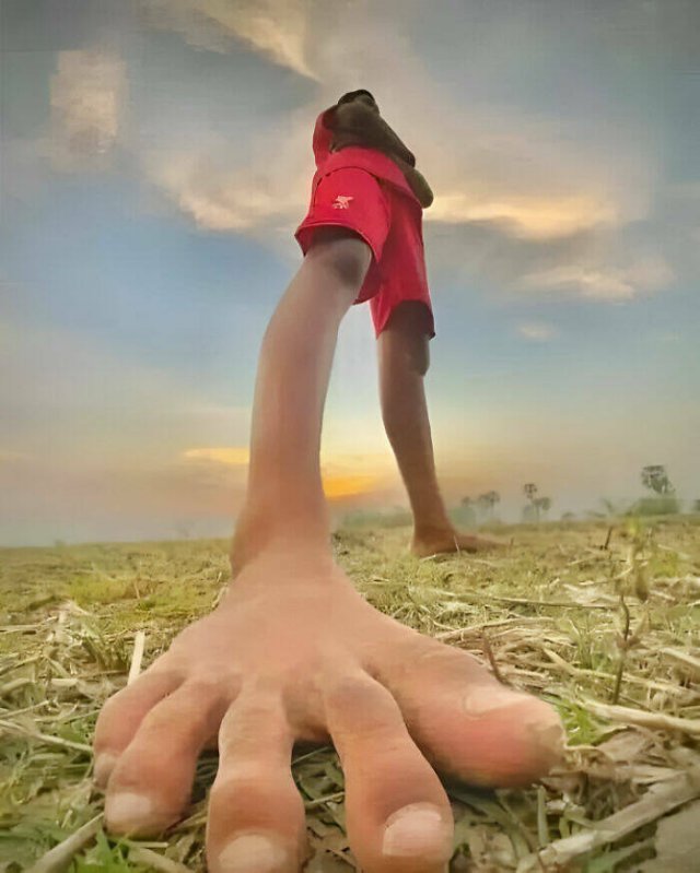 Weird Photos From Around The World (27 pics)
