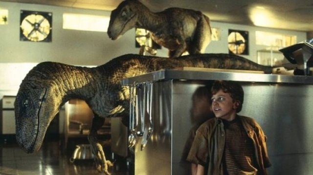 Movies With Interesting Plots (27 pics)