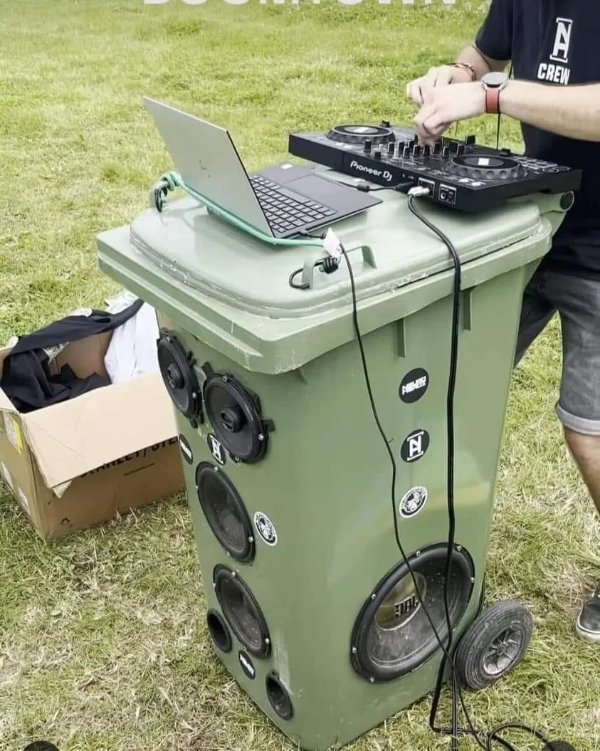 Odd Things And Situations (22 pics)