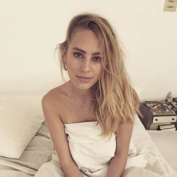 Daughters Of Famous People (22 pics) Daughters Of Famous People (22 pics)