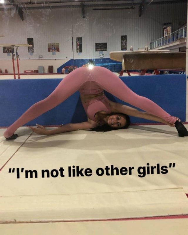 Girls Having Fun (64 pics)