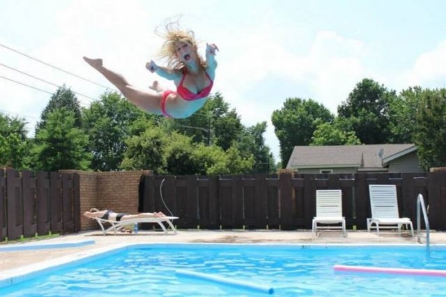 Girls Having Fun (64 pics)