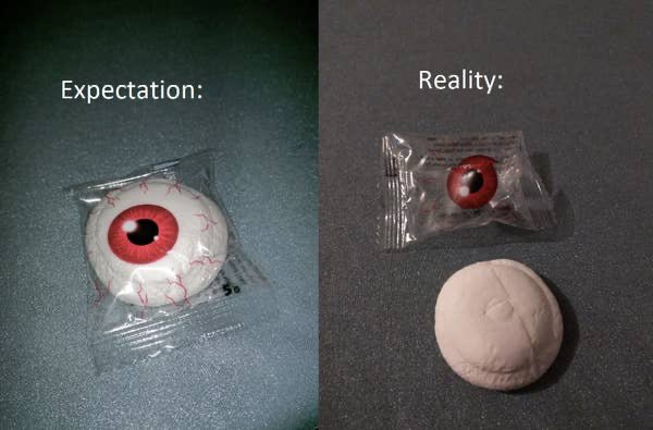 Odd Halloween Decoratios (18 pics) Odd Halloween Decoratios (18 pics)