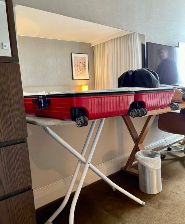 Useful Life Hacks For Living In A Hotel (12 pics)