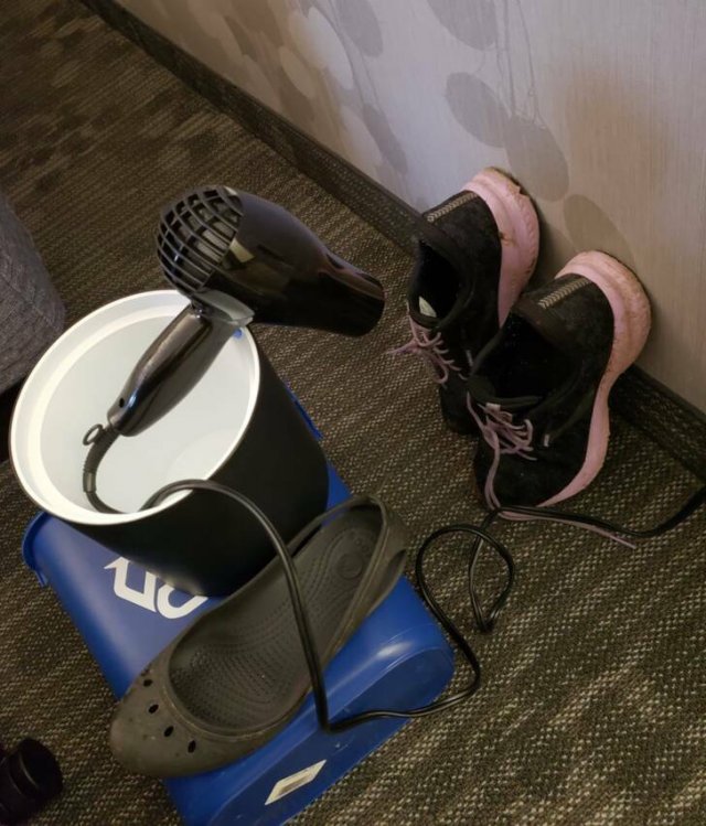 Useful Life Hacks For Living In A Hotel (12 pics)