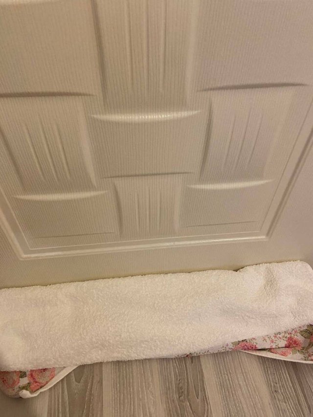 Useful Life Hacks For Living In A Hotel (12 pics)