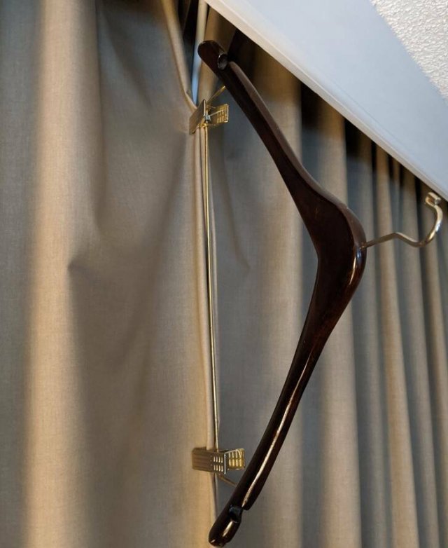 Useful Life Hacks For Living In A Hotel (12 pics)