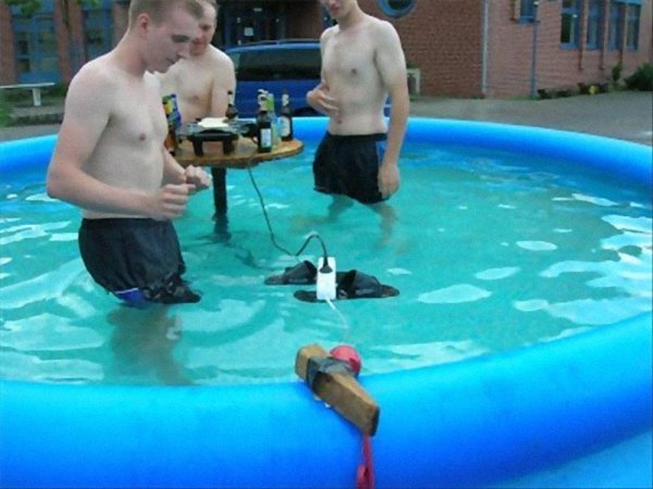 Random Jokes (27 pics)