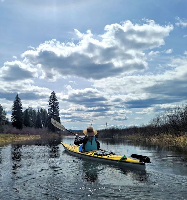 Girls And Nature (27 pics)