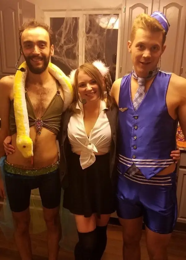 Creative Halloween Costumes (32 pics) Creative Halloween Costumes (32 pics)