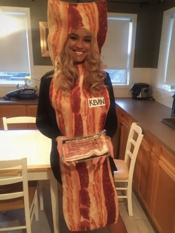 Creative Halloween Costumes (32 pics) Creative Halloween Costumes (32 pics)