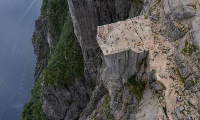 Strange Finds And Situations (44 pics)