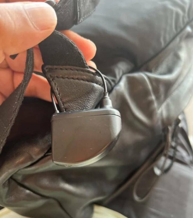 What Are These Things? (21 pics)