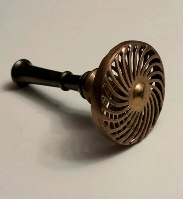 What Are These Things? (21 pics)