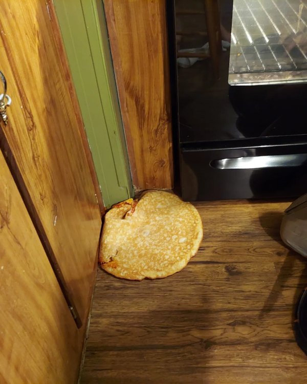 Bad Days Happen (17 pics)