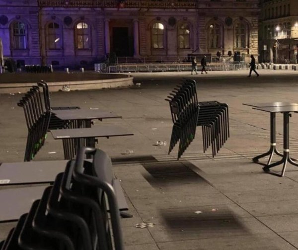 Curious Coincidences (18 pics)