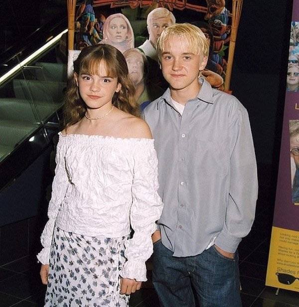 Celebrities When They Were Younger (22 pics)