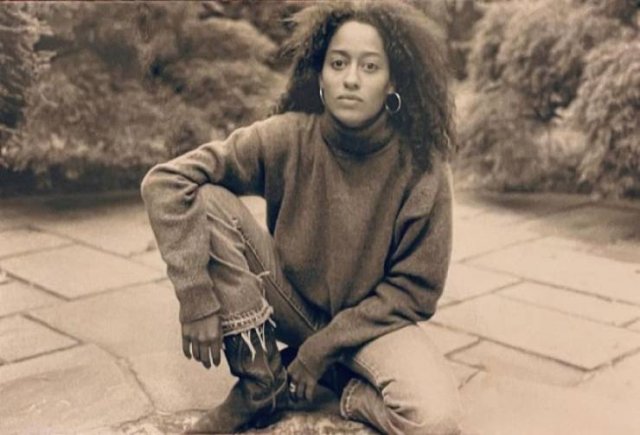 Celebrities When They Were Younger (22 pics)