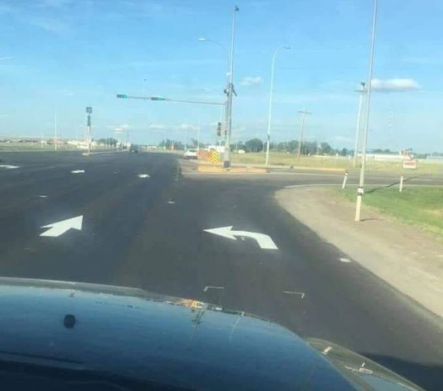 What Is Going On Here? (49 pics)