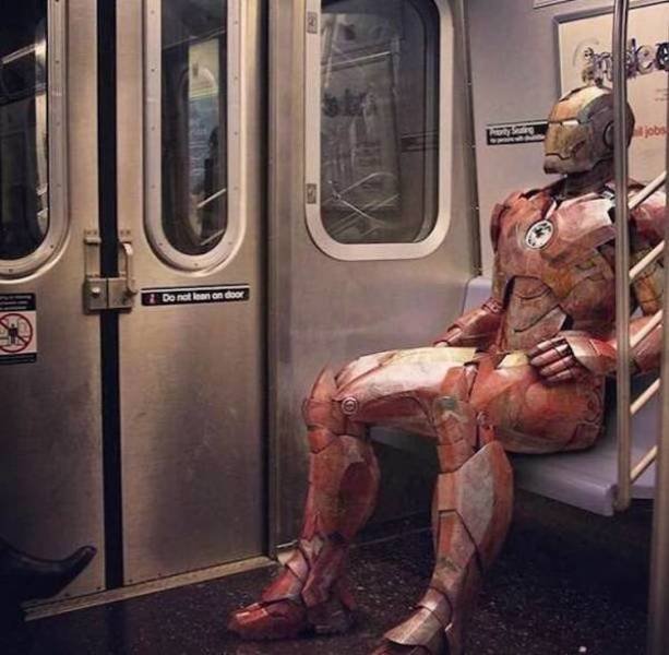 Weird People In The Subway (31 pics)