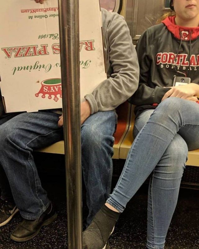 What Is Going On Here? (49 pics)