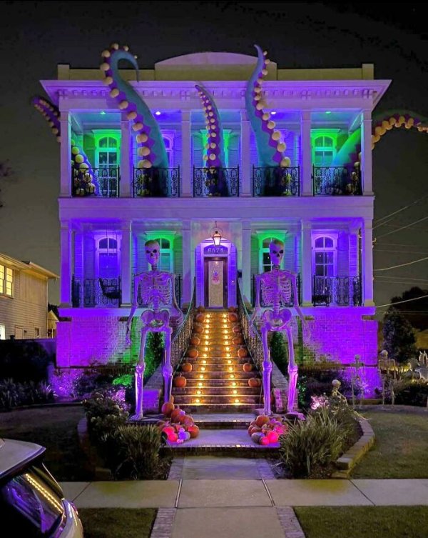 Incredibly Cool Halloween Decorations (34 pics)
