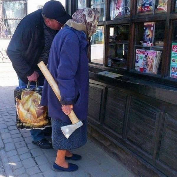 What Is Going On Here? (52 pics)