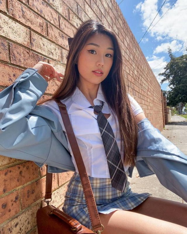 Asian Girls (46 pics)