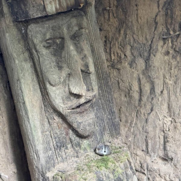 Creepy Finds And Situations (18 pics)