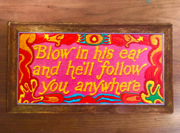 Odd Finds In Thrift Shops (23 pics) Odd Finds In Thrift Shops (23 pics)