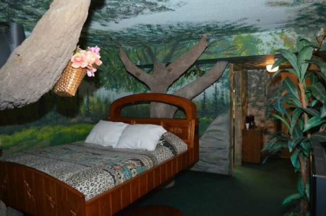 Surreal Liminal Spaces (22 pics)