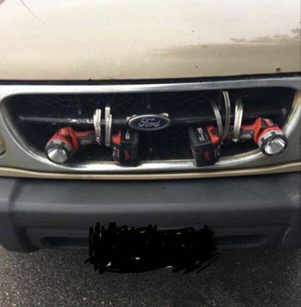 Strange Finds And Situations (26 pics)