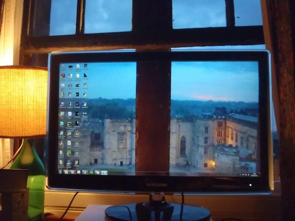Creative Desktop Wallpapers (19 pics)