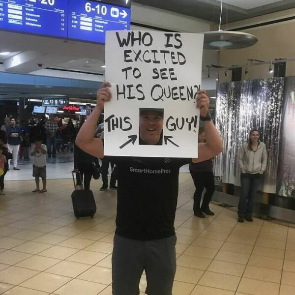 Funny Airport Signs (21 pics)