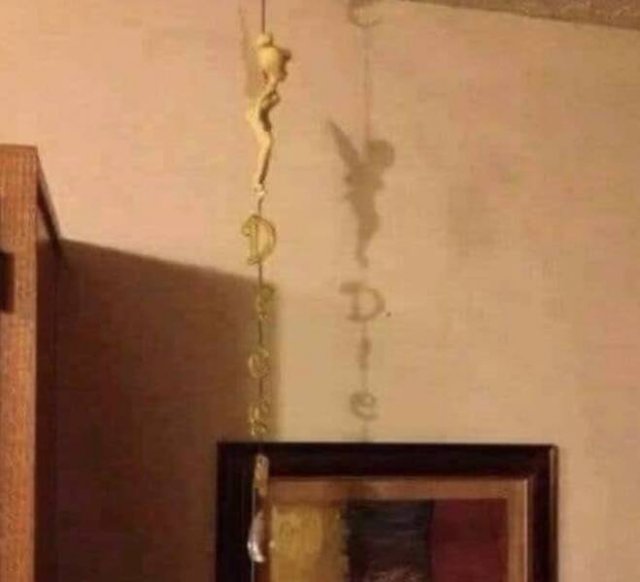 Creepy Photos (28 pics)