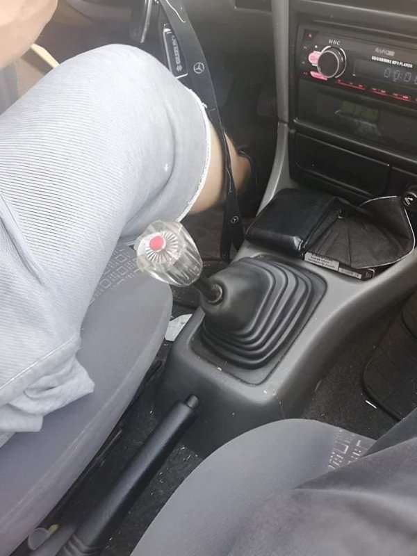 What Is Going On Here? (29 pics)